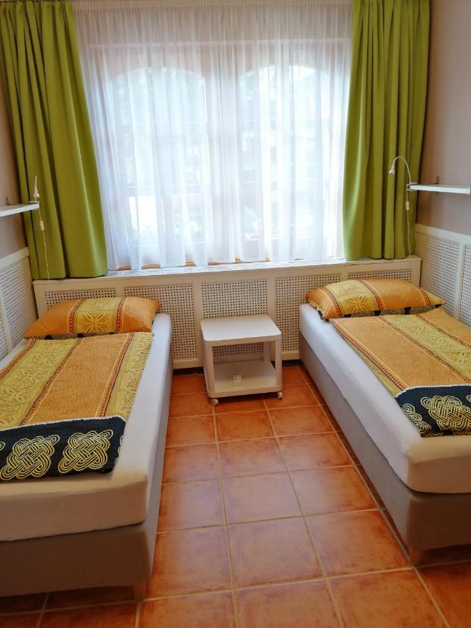 Karpatia Panzio Bed and Breakfast Έστεργκομ Εξωτερικό φωτογραφία