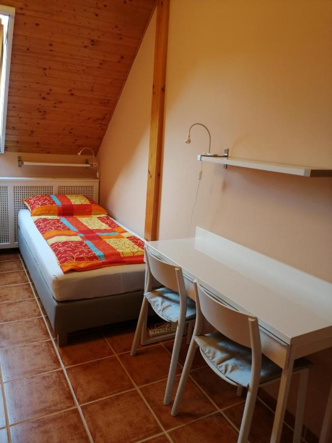 Karpatia Panzio Bed and Breakfast Έστεργκομ Εξωτερικό φωτογραφία