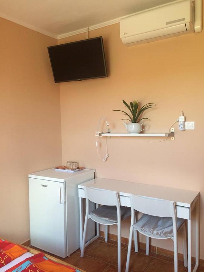 Karpatia Panzio Bed and Breakfast Έστεργκομ Εξωτερικό φωτογραφία